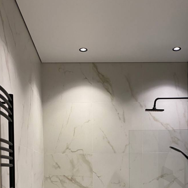 Потолок с теневым зазором